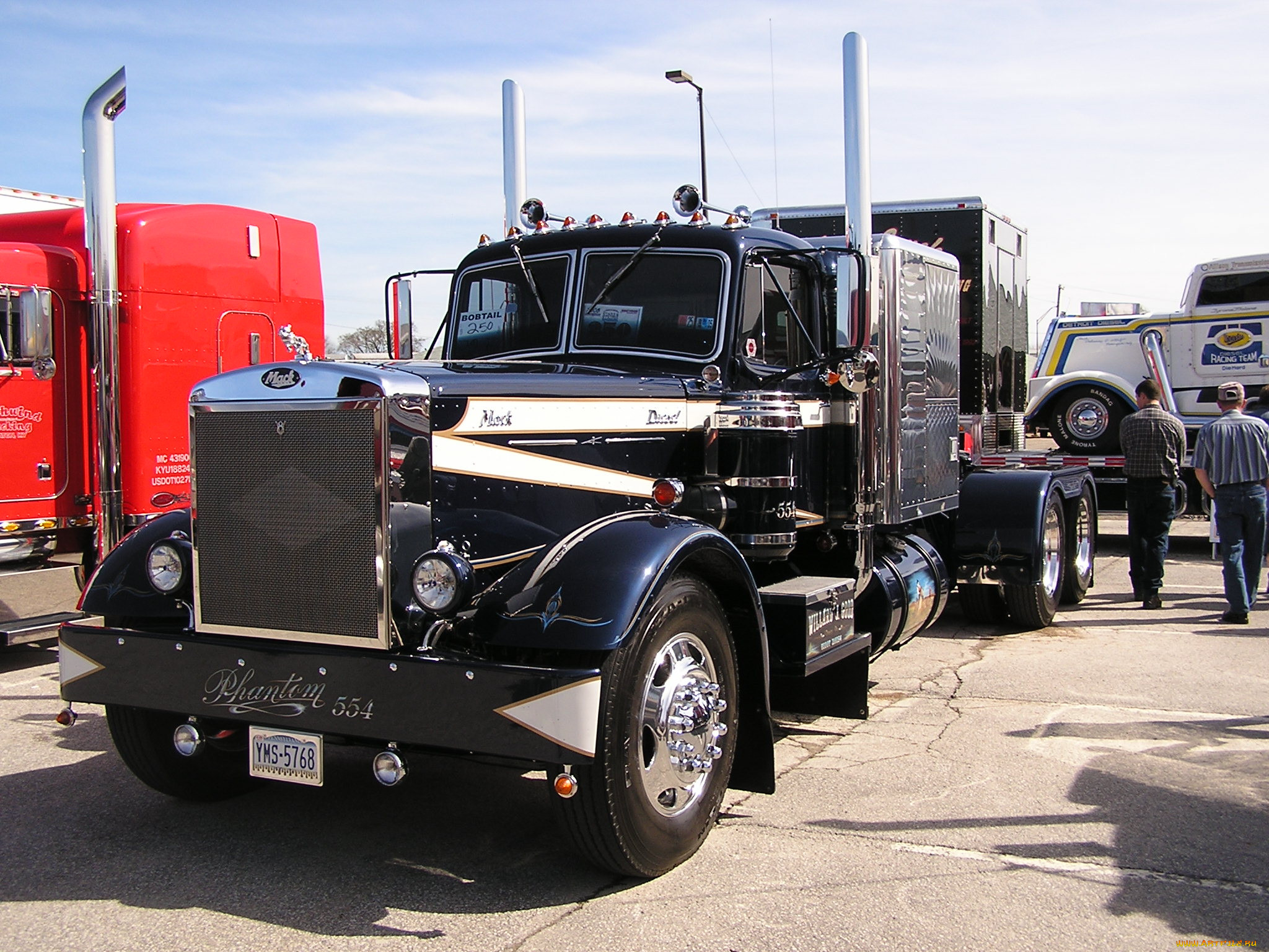 Макк. Mack Trucks Грузовики. Mack rd400. Mack 817. Грузовики Mack бескапотник.